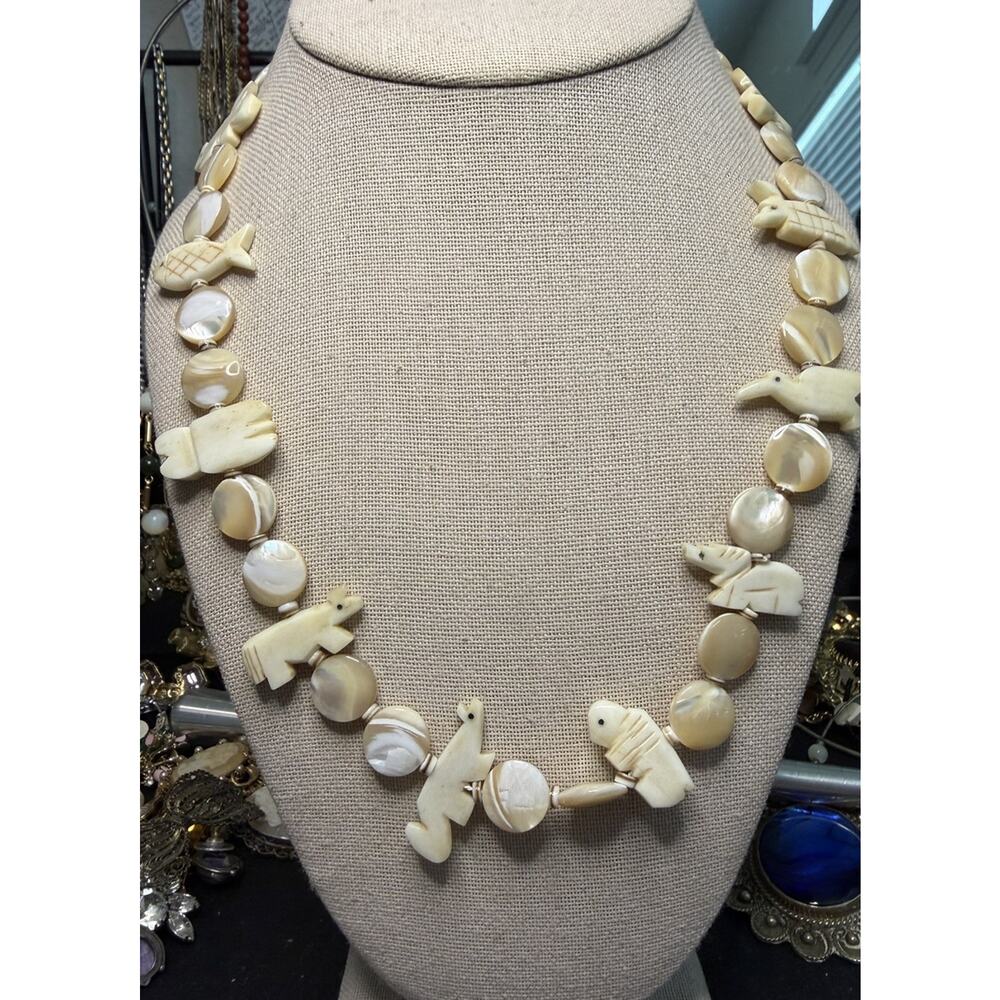 Zuni-style fetish necklace Mother Of Pearl And Bone 20”